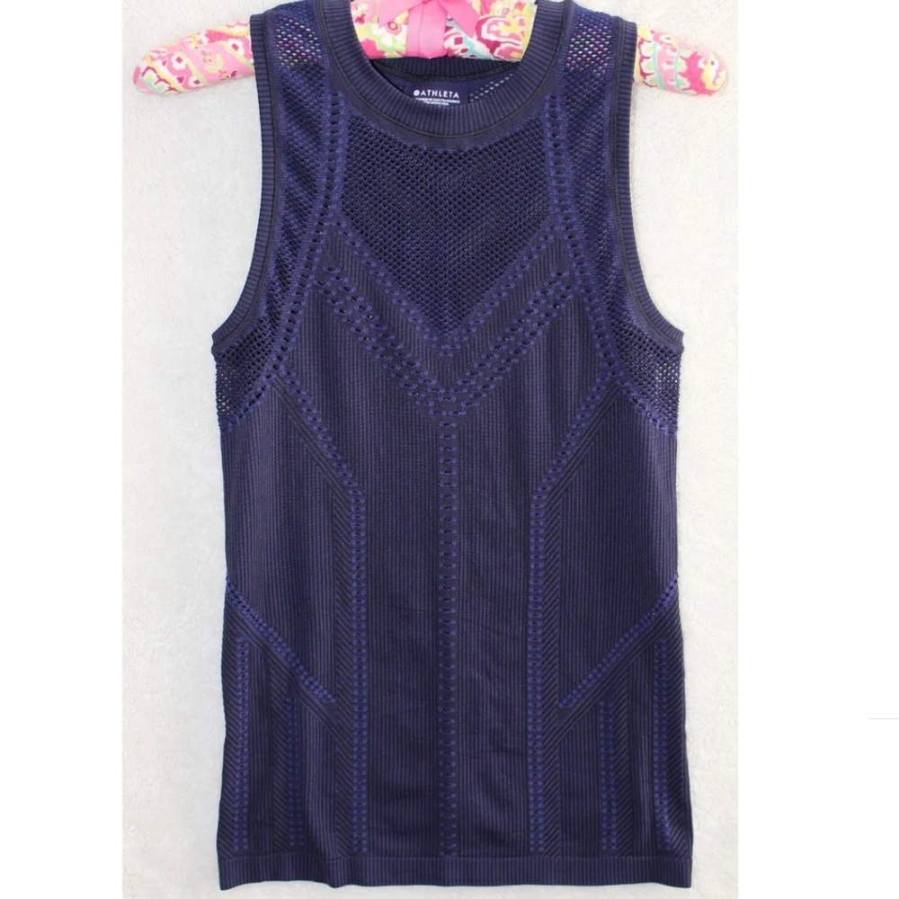 Athleta Navy Oxygen Tank Top, Size XS